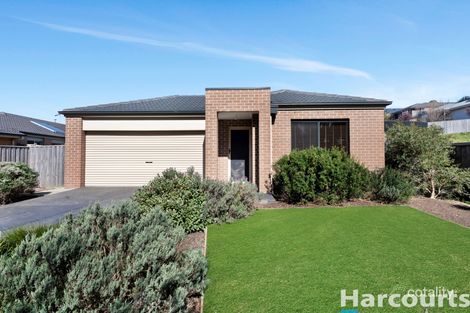 Property photo of 35 Nickell Court Drouin VIC 3818