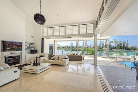 Property photo of 25 Ipsley Drive Broadbeach Waters QLD 4218