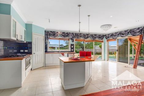 Property photo of 4 Sugarloaf Bend Brookfield VIC 3338