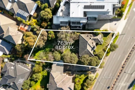 Property photo of 172 Manningham Road Bulleen VIC 3105