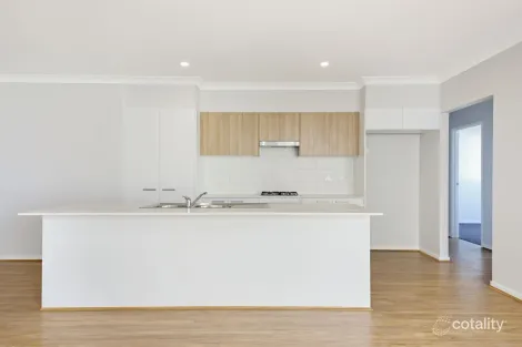 Property photo of 8 Denali Street Holmview QLD 4207