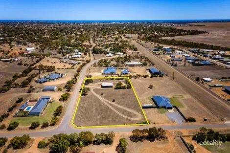 2 Peppin Pl, Deepdale, WA 6532