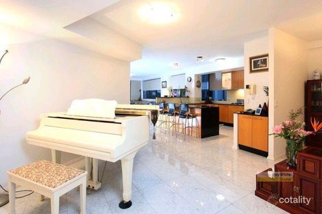 Property photo of 308/1 Holman Street Kangaroo Point QLD 4169