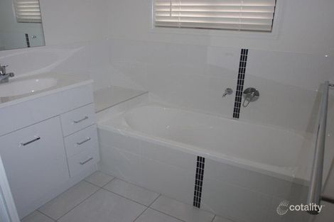 Property photo of 75 Loch Street Emerald QLD 4720