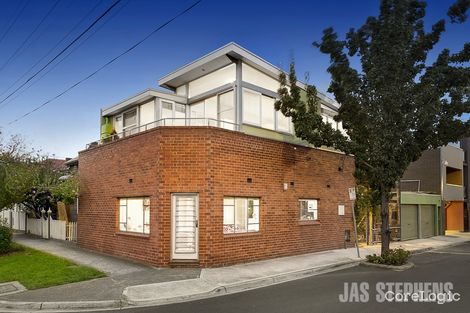 Property photo of 32 Walter Street Seddon VIC 3011