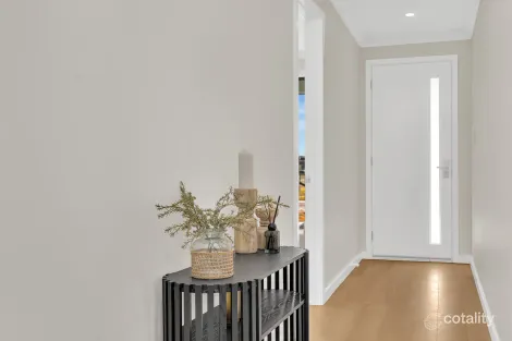 Property photo of 37 Barilla Avenue Munno Para Downs SA 5115