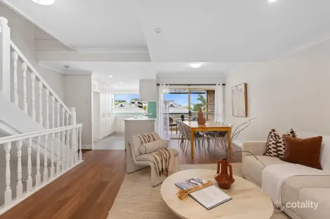 Property photo of 9/27 Swann Road Taringa QLD 4068