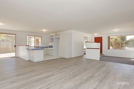 6a Parkview Pde, Redcliffe, WA 6104