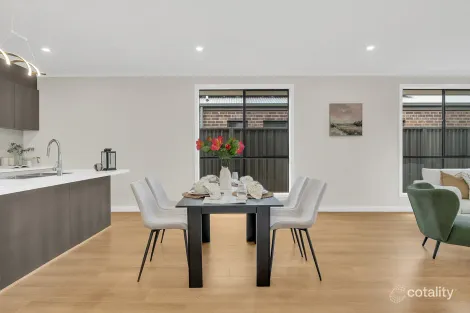 Property photo of 33 Barilla Avenue Munno Para Downs SA 5115