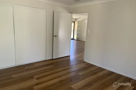 Property photo of 2-4 Summerhill Place Woodhill QLD 4285