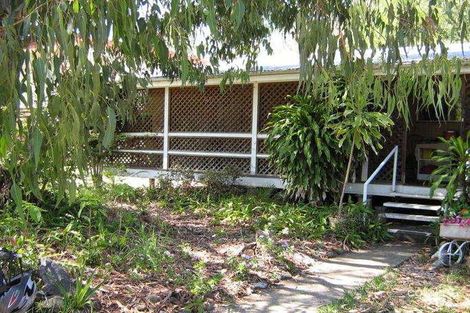 Property photo of 6 Progress Avenue Beachmere QLD 4510