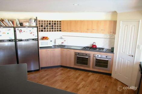Property photo of 27 Eakins Crescent Wandina WA 6530