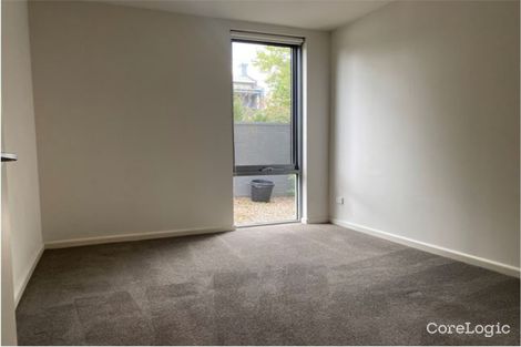 Property photo of 2/40 High Street Windsor VIC 3181
