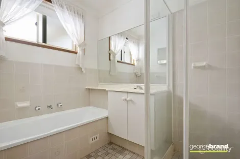 Property photo of 10 Jeffs Close Kariong NSW 2250