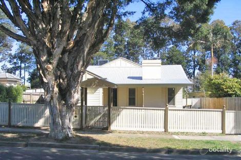 36 Rosstrevor Cres, Mitcham, VIC 3132