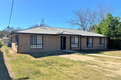 48 Burnett St, Nanango, QLD 4615