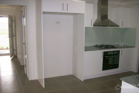 Property photo of 30 Bluejay Circuit Morayfield QLD 4506