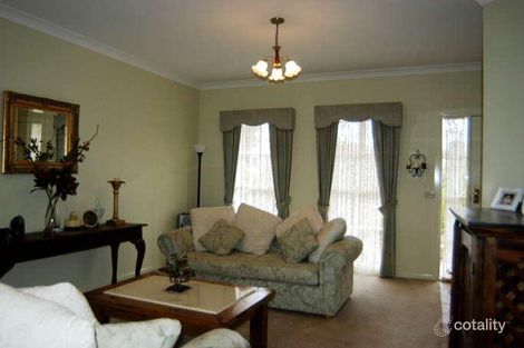 Property photo of 18 Rye Court Romsey VIC 3434