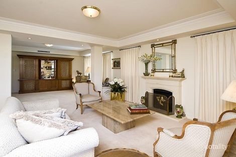 Property photo of 10 Colonial Gardens Mosman Park WA 6012