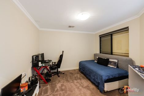 Property photo of 10 Rutherford Square Orelia WA 6167
