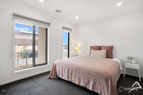 Property photo of 6 Brentham Crescent Werribee VIC 3030