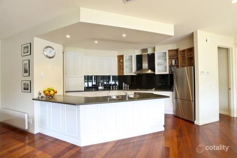 Property photo of 18 Wildwood Drive Strathdale VIC 3550