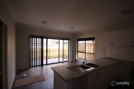 Property photo of 21 Burssi Circuit Doreen VIC 3754