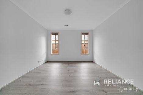 154 Sanctuary Lakes South Bvd, Point Cook, VIC 3030