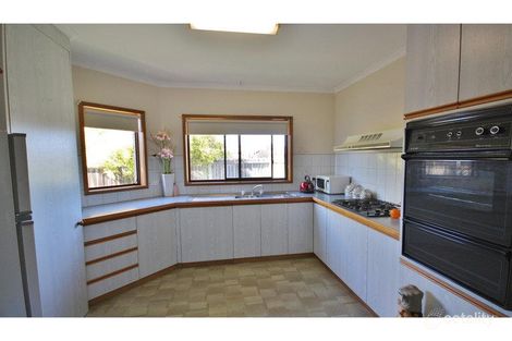 Property photo of 2/1 River Gum Avenue Benalla VIC 3672