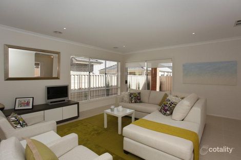 Property photo of 21 Scarlett Avenue Carrum Downs VIC 3201