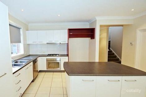 Property photo of 95 Ravenhill Boulevard Roxburgh Park VIC 3064