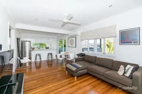 Property photo of 33 Macartney Street Paddington QLD 4064