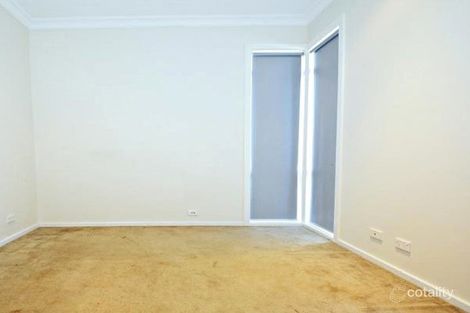 Property photo of 95 Ravenhill Boulevard Roxburgh Park VIC 3064