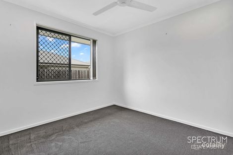 Property photo of 33 Waterline Boulevard Thornlands QLD 4164