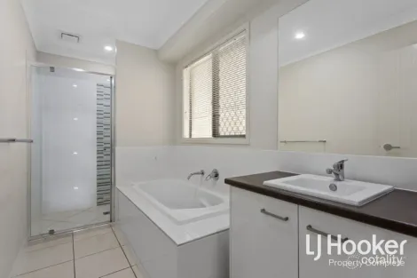 Property photo of 14 Hillard Street Yarrabilba QLD 4207