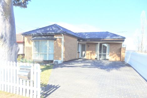 Property photo of 36 Marsh Parade Casula NSW 2170