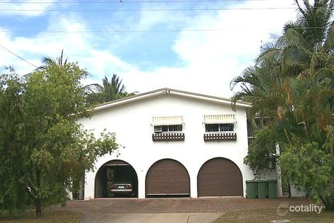 110 Wistaria St, Holloways Beach, QLD 4878