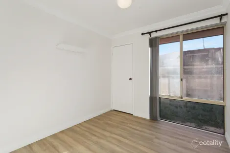 Property photo of 10 Horton Crescent Marangaroo WA 6064