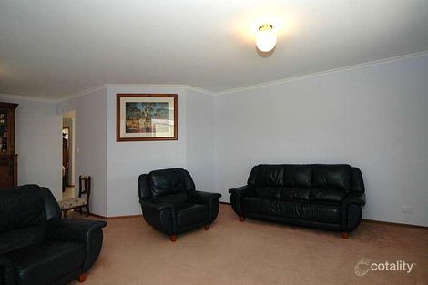 Property photo of 8 Maxwell Court Evanston Park SA 5116
