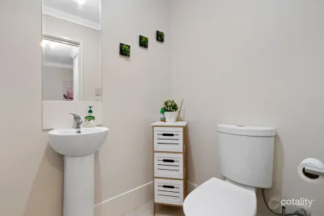 Property photo of 34 Wishard Circuit Aveley WA 6069