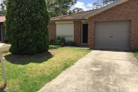 52 Oswald Cres, Rosemeadow, NSW 2560