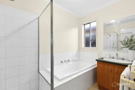 Property photo of 1B Young Street Lara VIC 3212