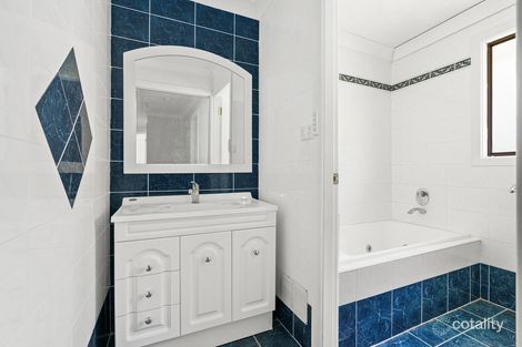 Property photo of 48 Leichhardt Crescent Sylvania NSW 2224