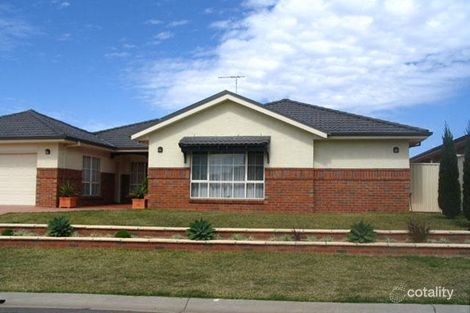 10 Seamans Pl, Horningsea Park, NSW 2171