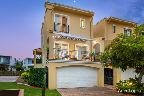 Property photo of 9/14 Pendraat Parade Hope Island QLD 4212