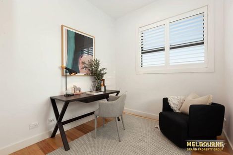 Property photo of 1/204 Wattle Valley Road Extension Camberwell VIC 3124