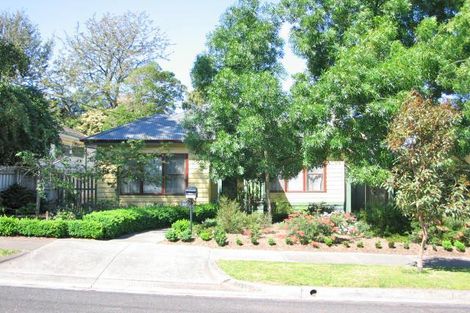 25 Walwa St, Mitcham, VIC 3132