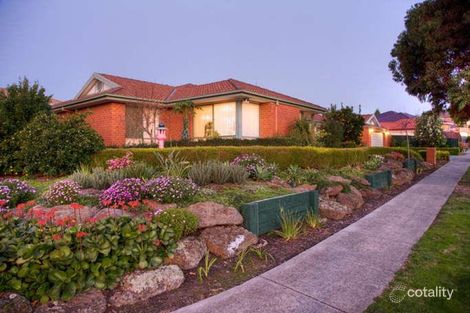 Property photo of 1 Whitecliffe Drive Rowville VIC 3178