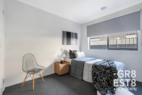 Property photo of 3 Mimosa Grange Clyde VIC 3978