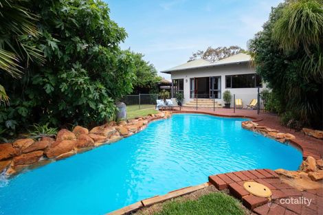 Property photo of 32 Alderbury Street Floreat WA 6014